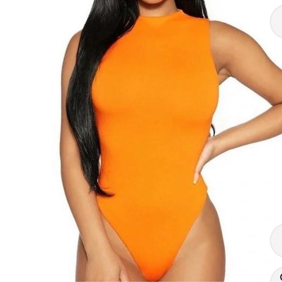 naked wardrobe Tops - NWT naked wardrobe the NW Sleeveless Bodysuit in Orange Peel sz XL Snatched Chic